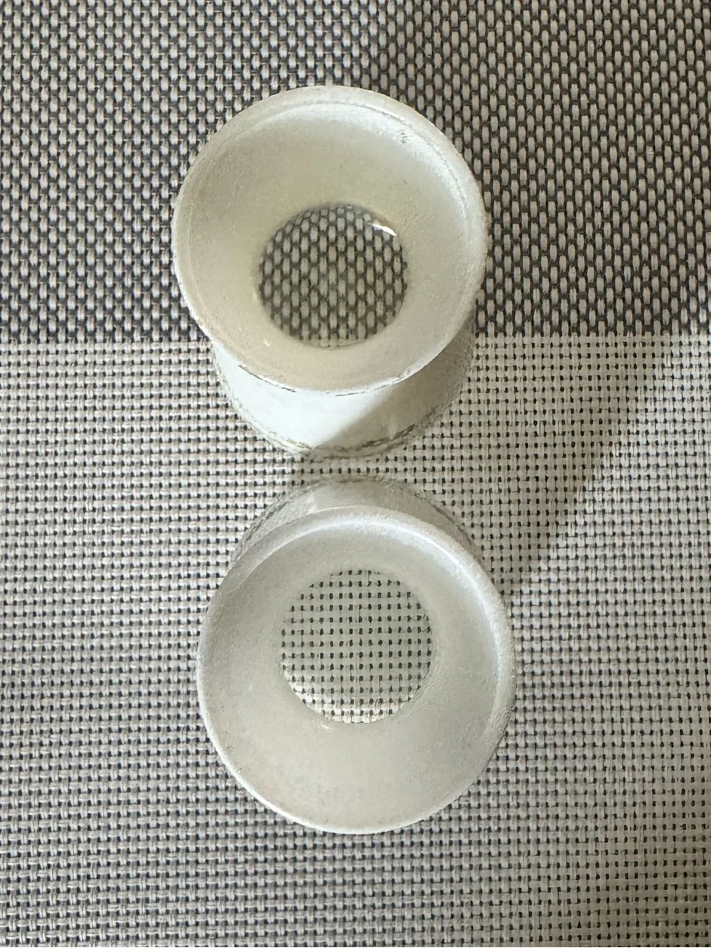 Pyrex Spring Blossom Shakers - Picture 4 of 7